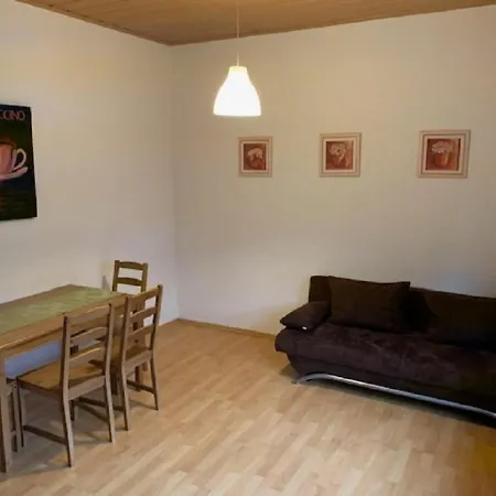 Haus Debus Apartment *